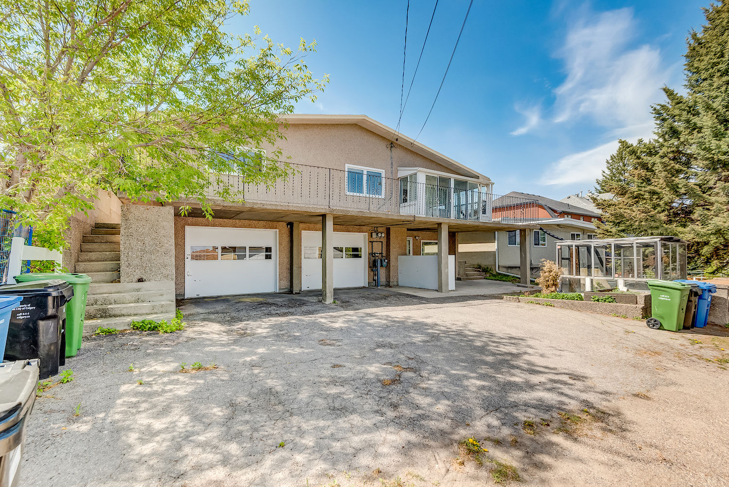 C-2114 23 Avenue SW - 1