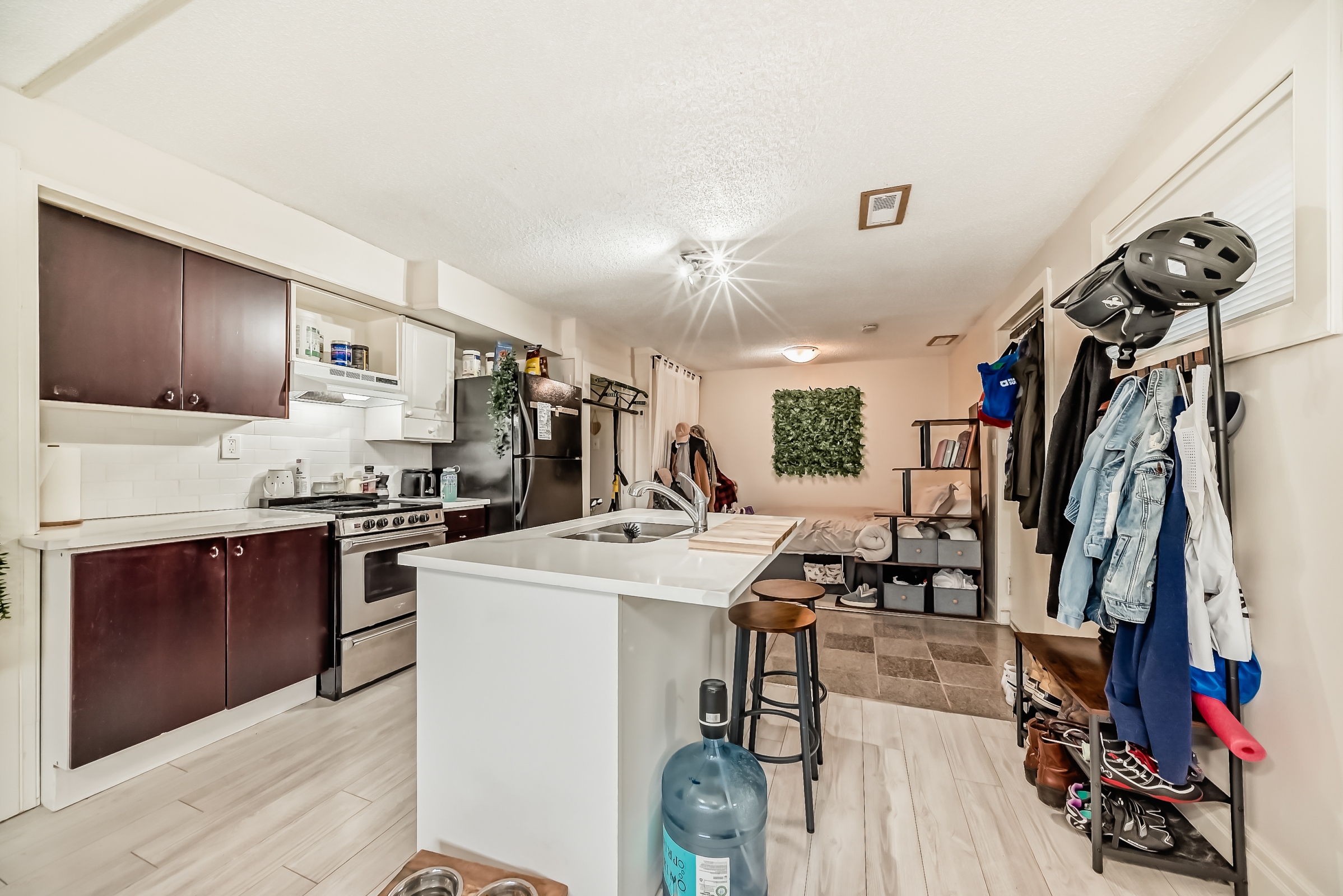 5 1028 9 Street Southeast - 1
